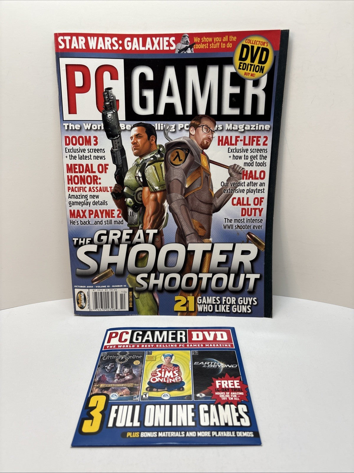 PC Gamer magazine October 2003 Vol 10 # 10 Doom 3 Half Life 2 W/ DVD