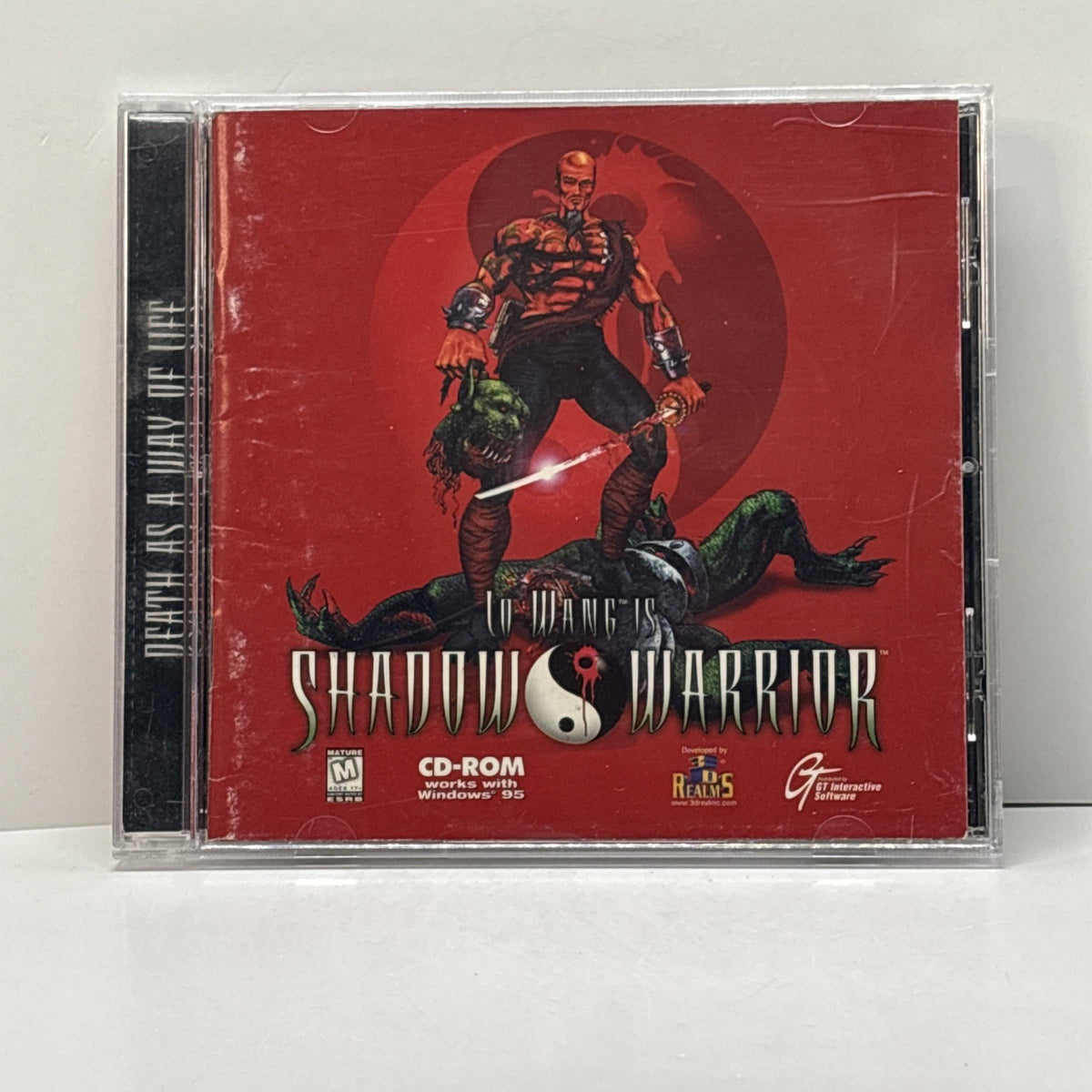 Lu Wang is Shadow Warrior (Jewel Case) (PC, 1997) 3D Realms Mature 17+ Tested