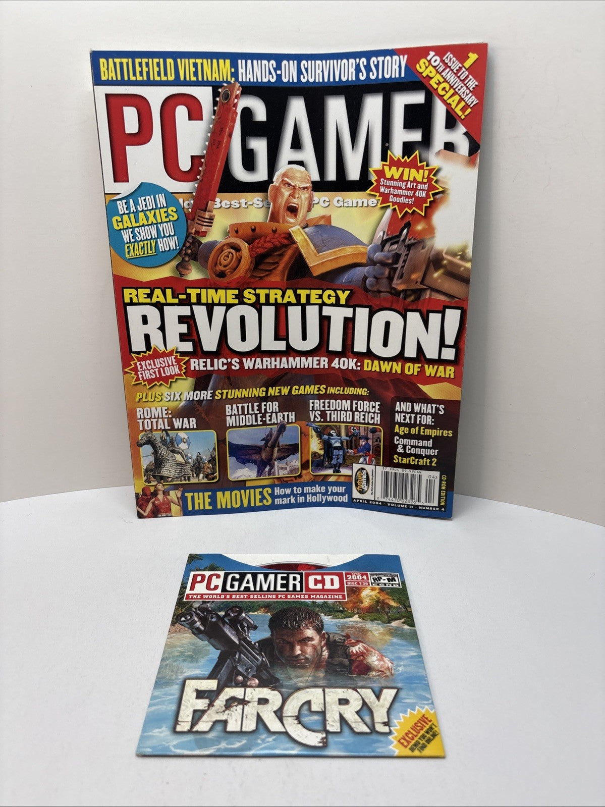 PC Gamer Magazine Real-time Strategy Revolution! #122 April 2004 With Demo Disc