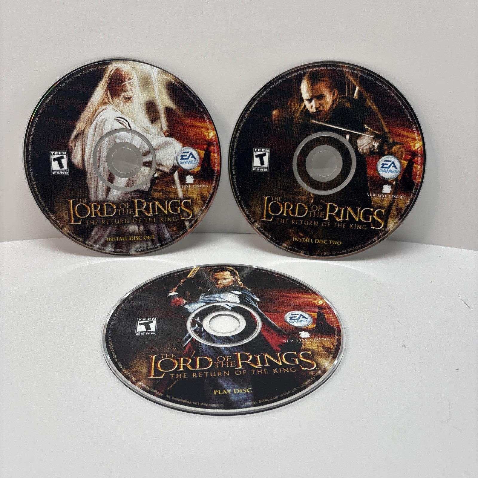 Lord of the Rings: The Return of the King PC, 2003, 3 Disc Set Computer Game