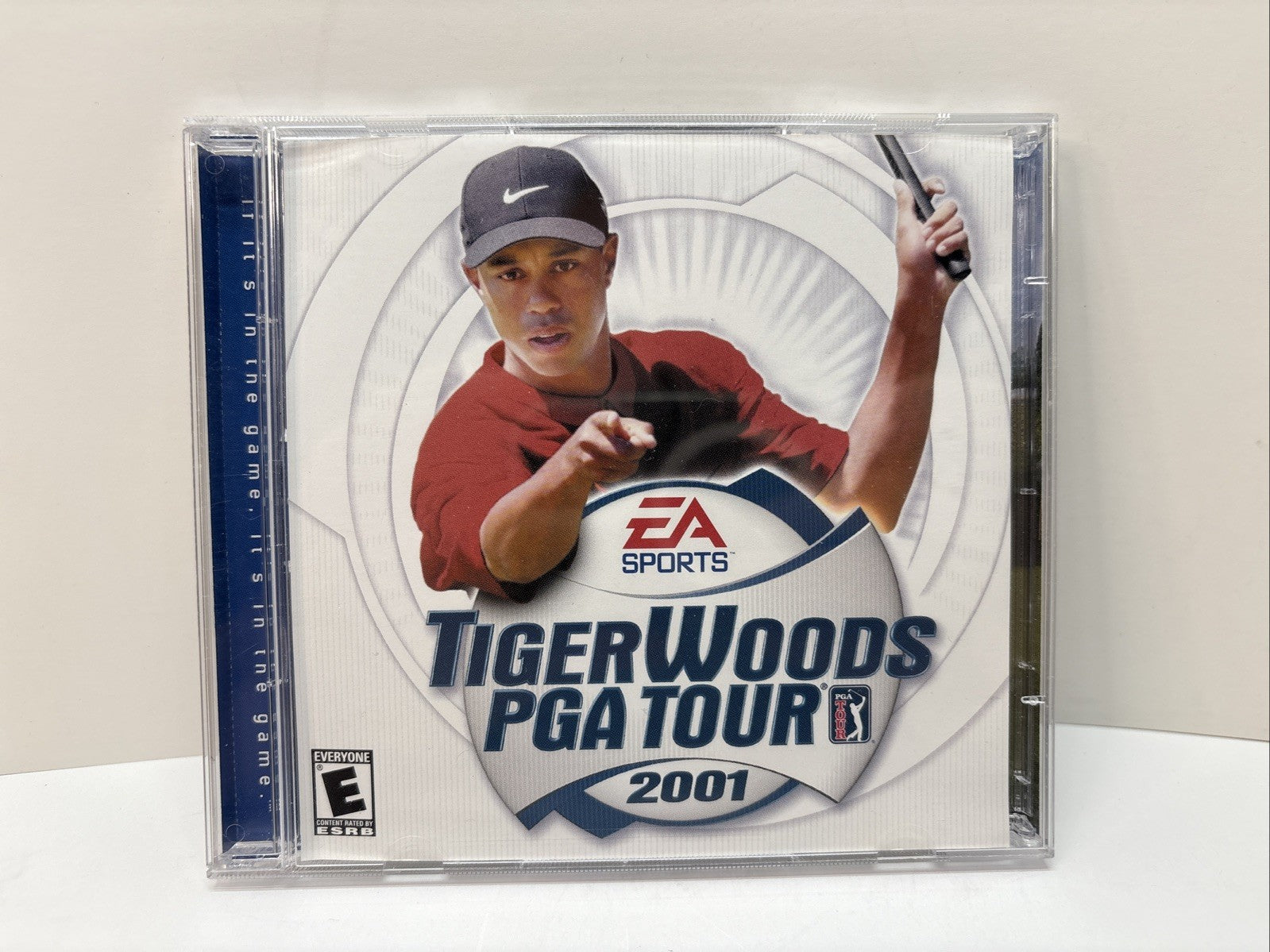 Tiger Woods PGA Tour 2001 - PC CD ROM Golf EA Windows