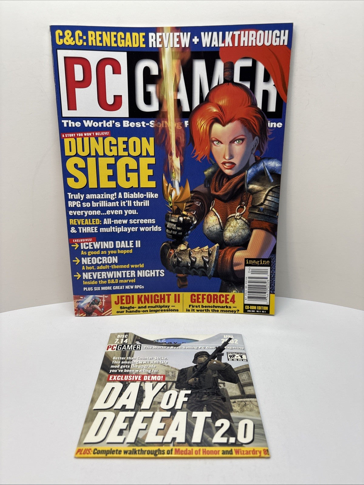 PC Gamer Magazine April 2002 Vol 9 #4 (#96) Dungeon Siege + Demo Disc