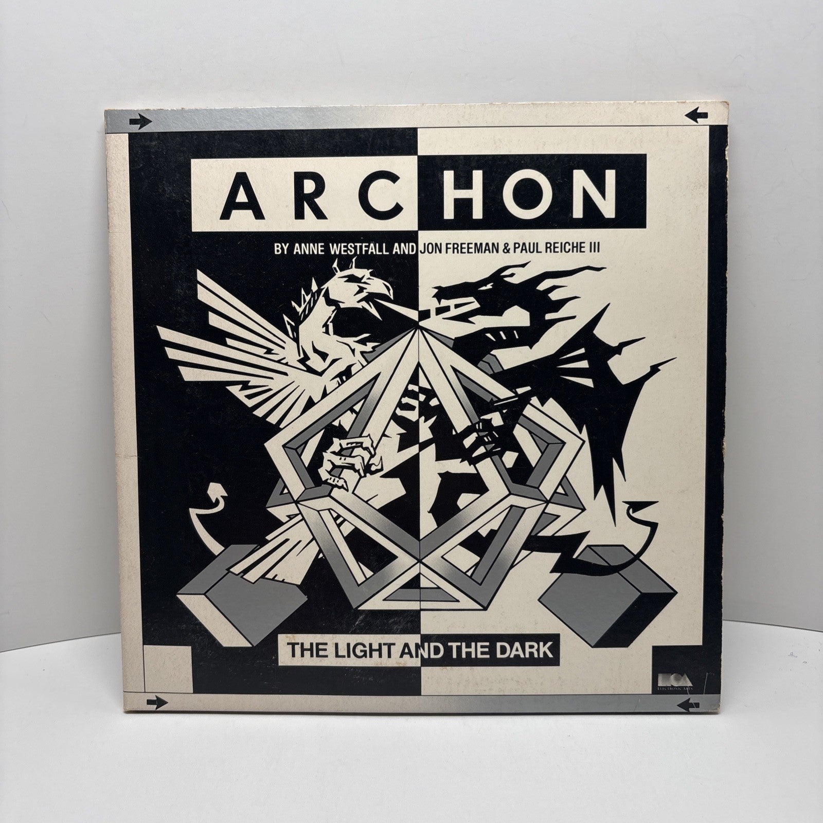 ARCHON - THE LIGHT AND THE DARK - COMMODORE AMIGA GAME - 1985 ELECTRONIC ARTS