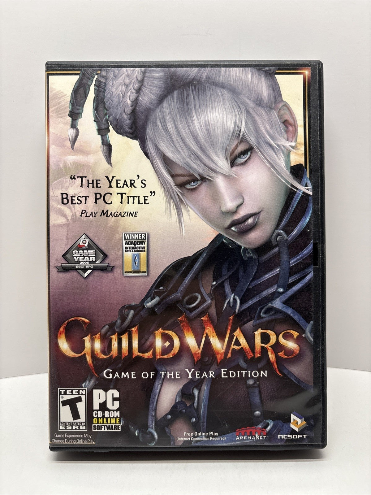 Guild Wars Game Of The Year Edition (PC CD-ROM, 2006)