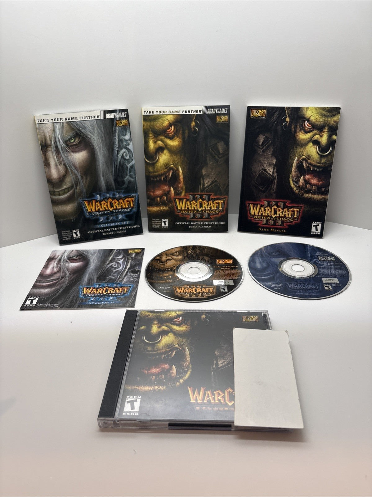 WarCraft III Battle Chest (PC, 2003) -Includes Guides & CD-Keys -No Box Included