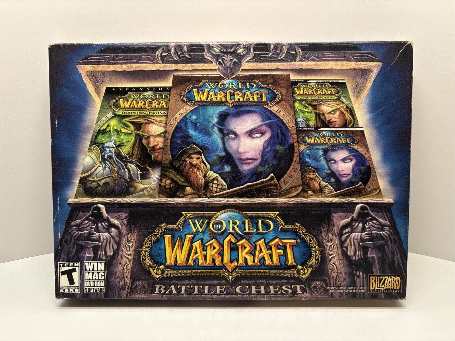 World Of WarCraft Battle Chest (2010) PC DVD ROM - Damaged Box See Pictures